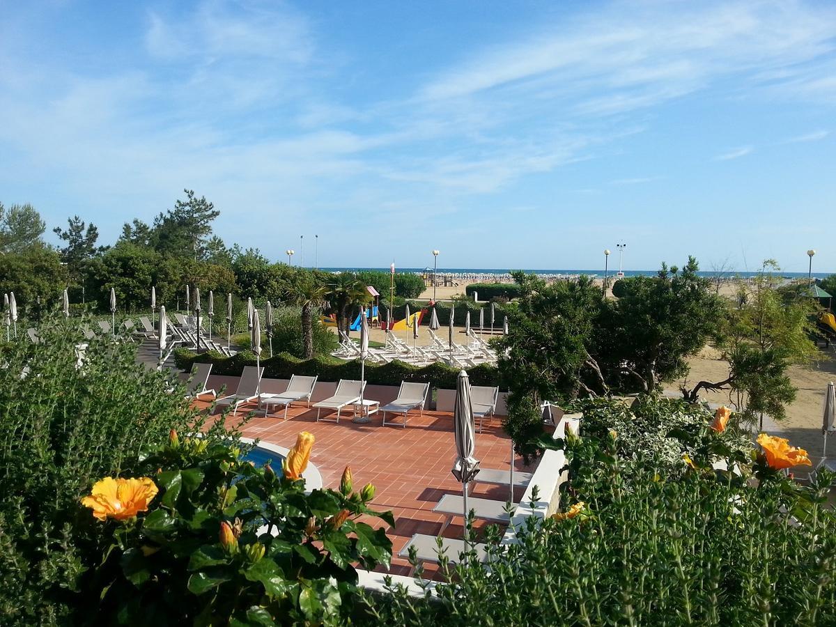 Hotel Italy บิบิโอเน ภายนอก รูปภาพ