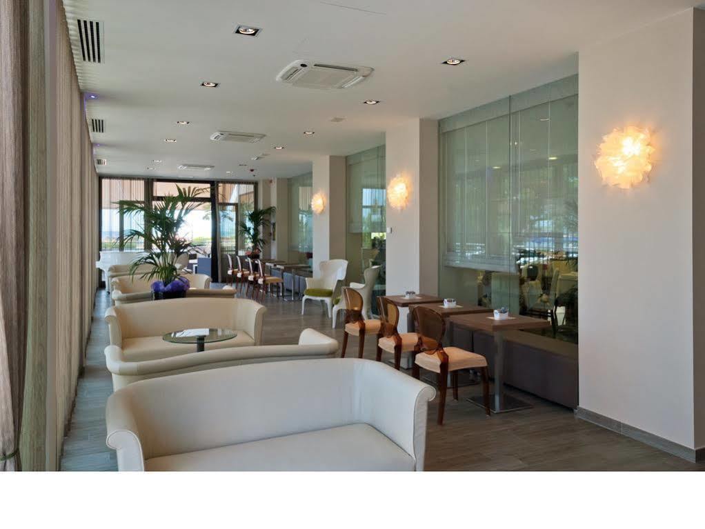 Hotel Italy บิบิโอเน ภายนอก รูปภาพ